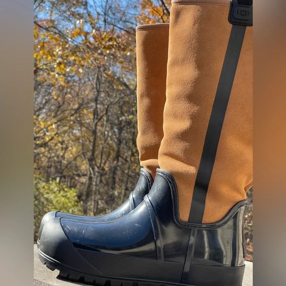 UGG Raincloud Tall Waterproof Suede Boots- Sz. 11 - Picture 6 of 11